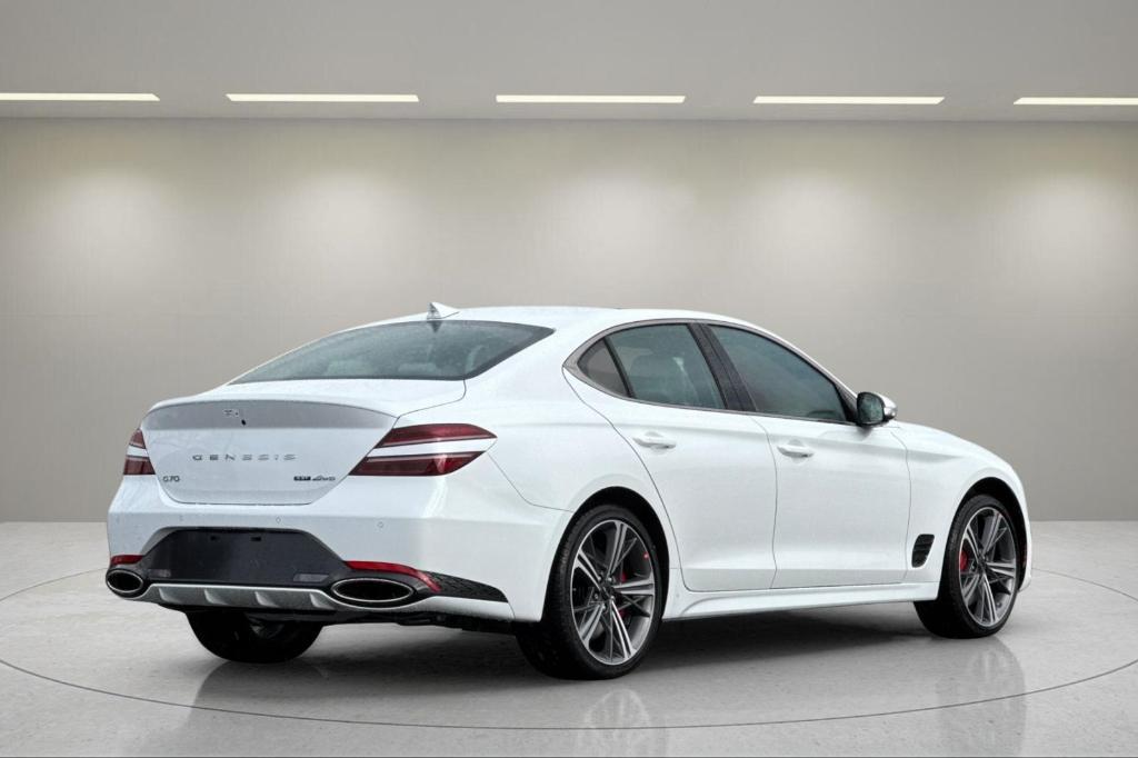new 2025 Genesis G70 car, priced at $52,951