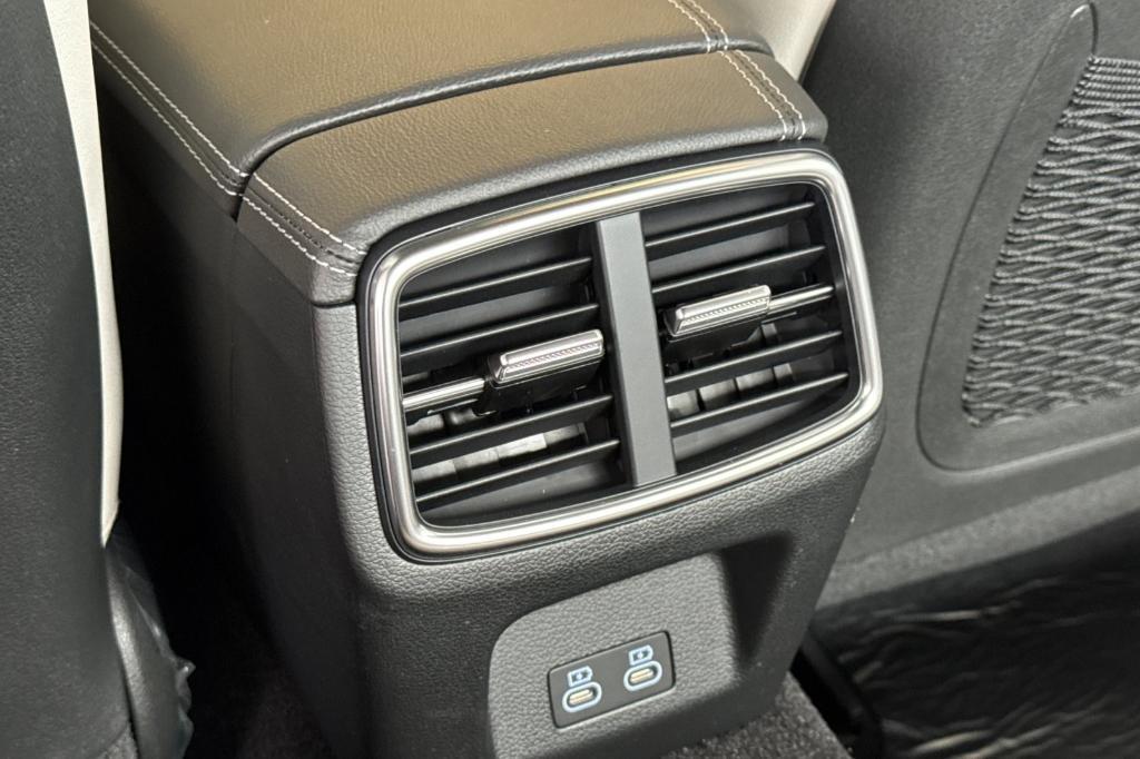 new 2025 Genesis G70 car, priced at $52,951