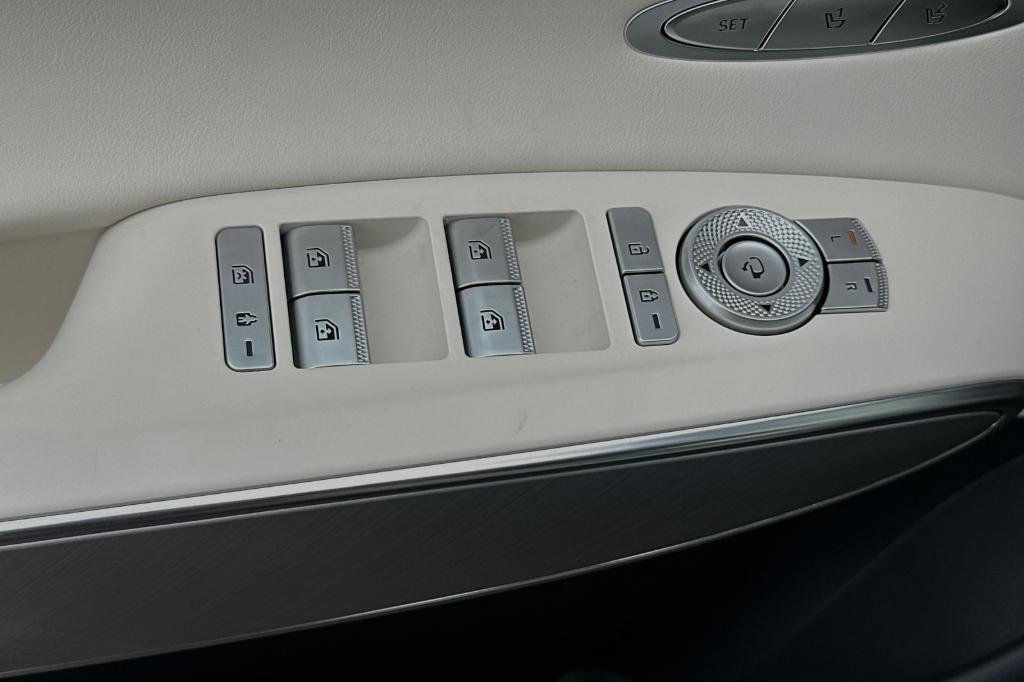 new 2024 Genesis Electrified GV70 car, priced at $66,225