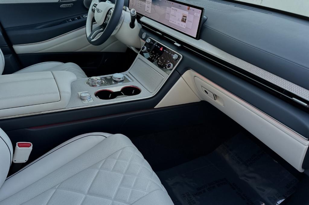 new 2025 Genesis GV80 car, priced at $80,320
