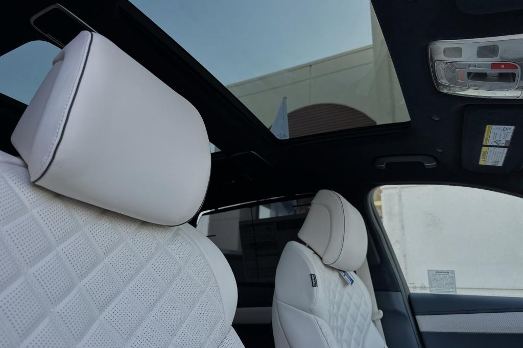 new 2025 Genesis GV80 car, priced at $80,320