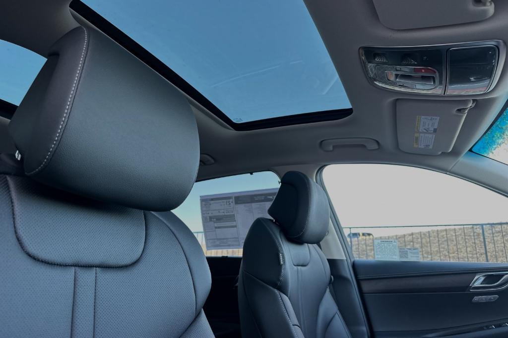 new 2025 Genesis GV80 car, priced at $62,755