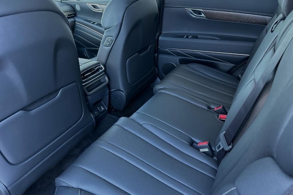 new 2025 Genesis GV80 car, priced at $62,755