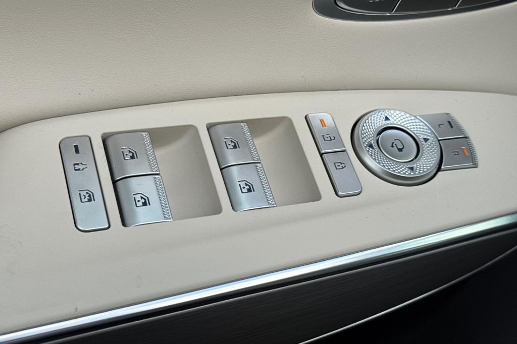 new 2026 Genesis GV70 car, priced at $54,650