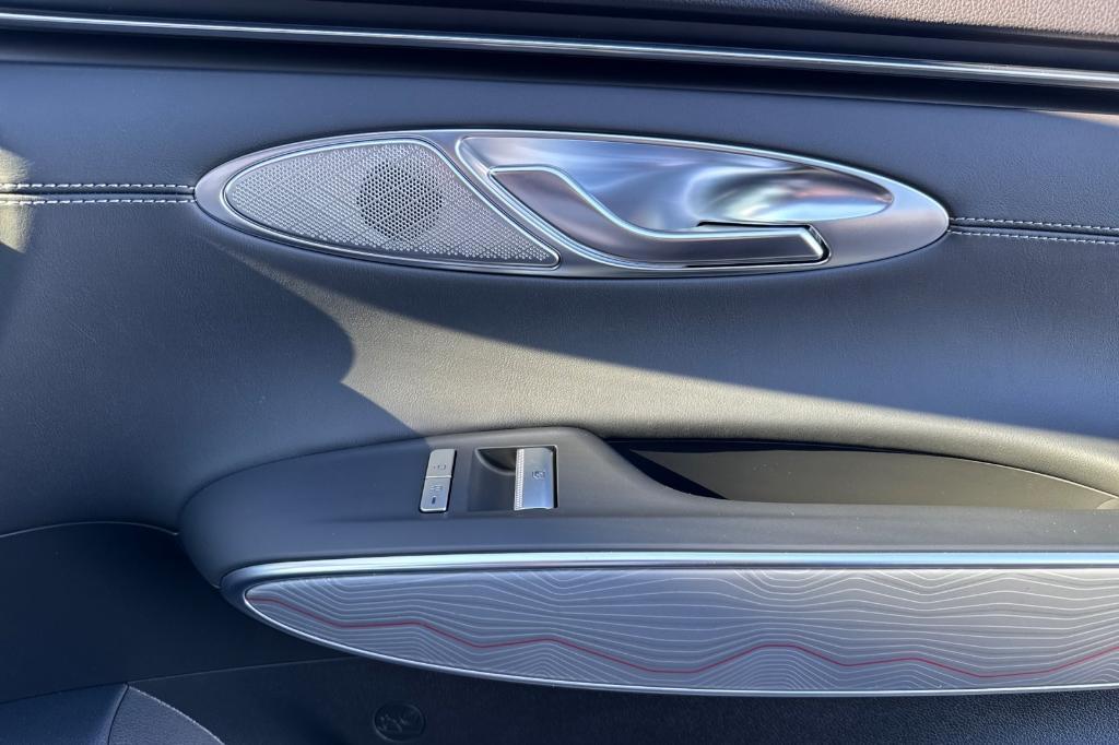 new 2025 Genesis GV70 car, priced at $46,955