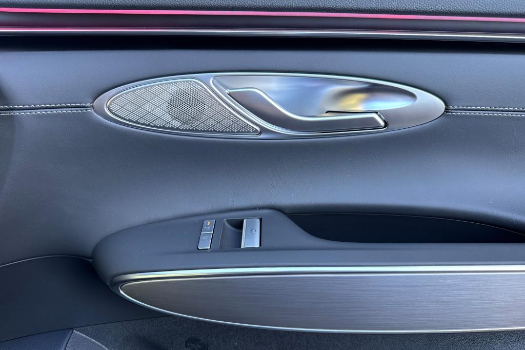 new 2026 Genesis GV70 car, priced at $53,275