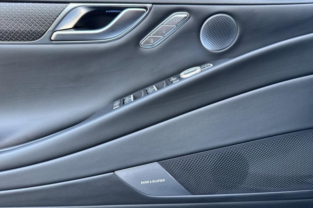 new 2025 Genesis G80 car, priced at $76,345