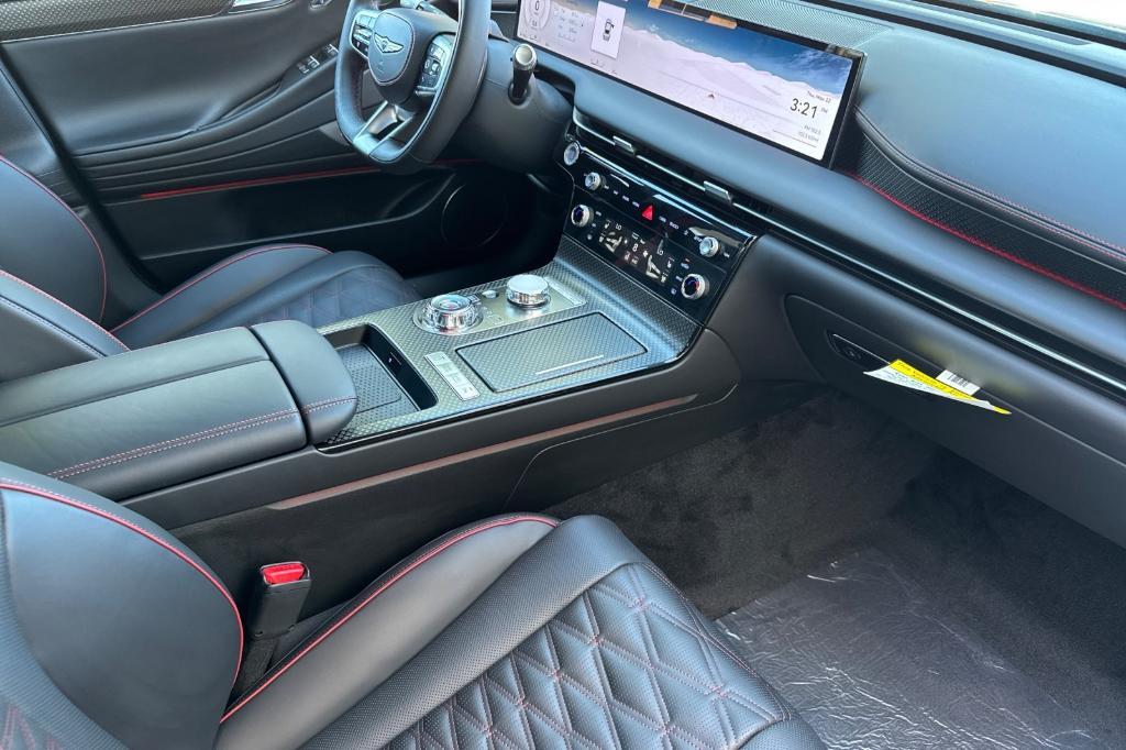 new 2025 Genesis G80 car, priced at $76,345