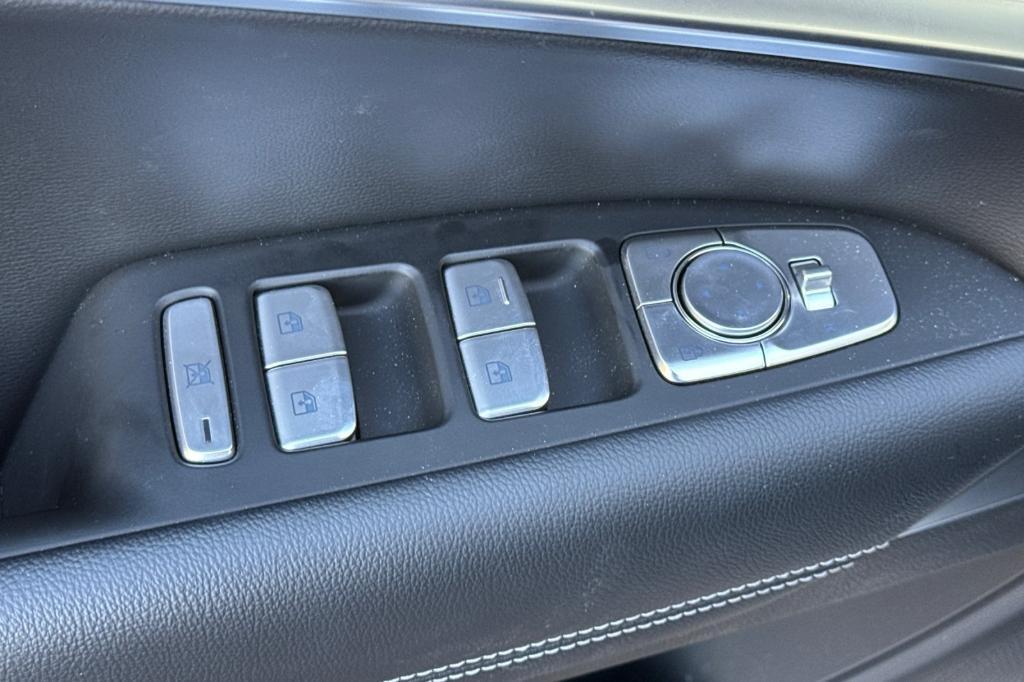 used 2025 Genesis G70 car, priced at $32,999