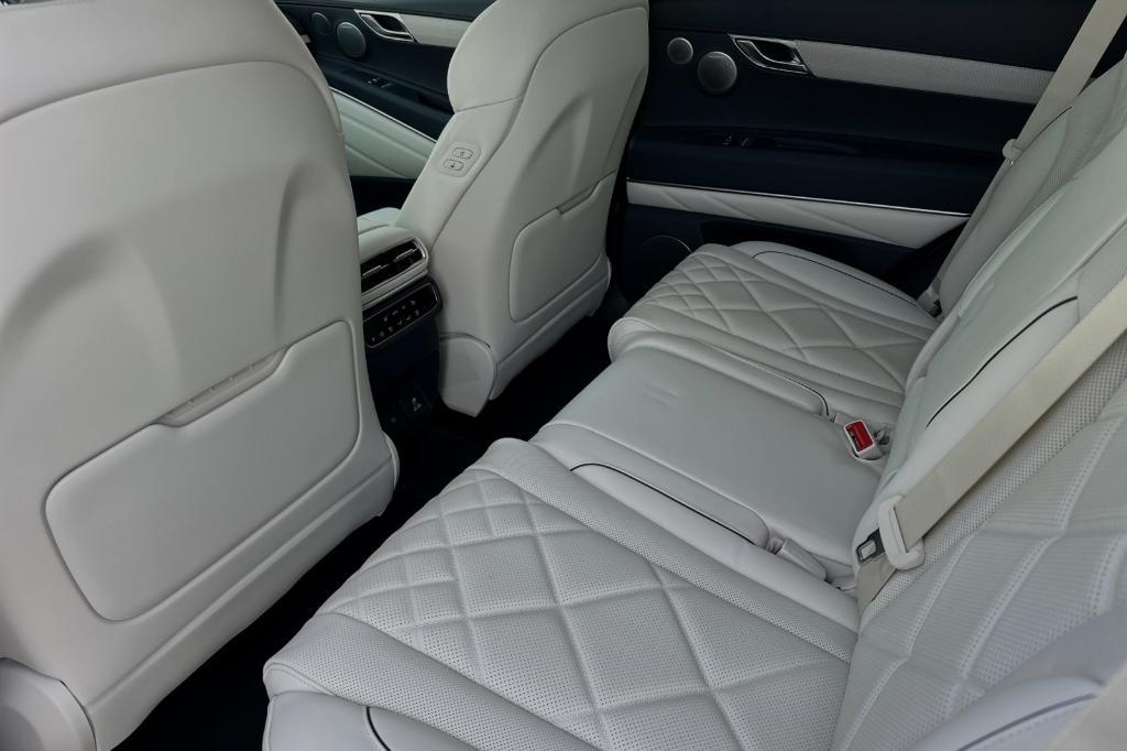 new 2025 Genesis GV80 car, priced at $80,235