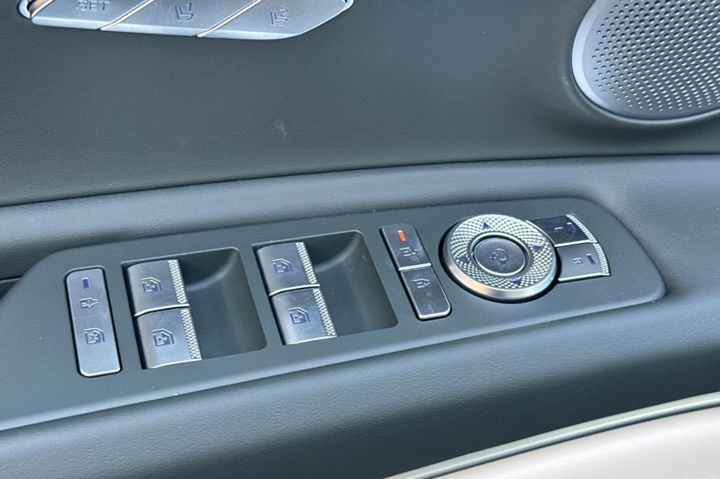 new 2026 Genesis GV80 car, priced at $75,815