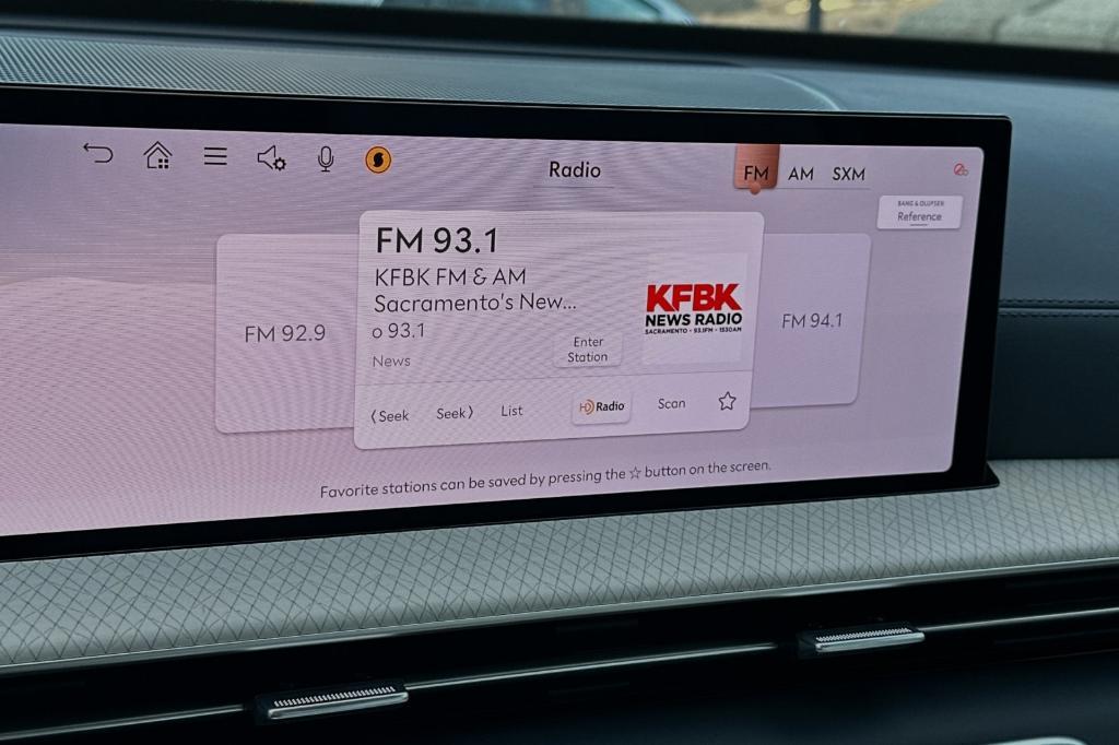 new 2025 Genesis GV80 car, priced at $80,045