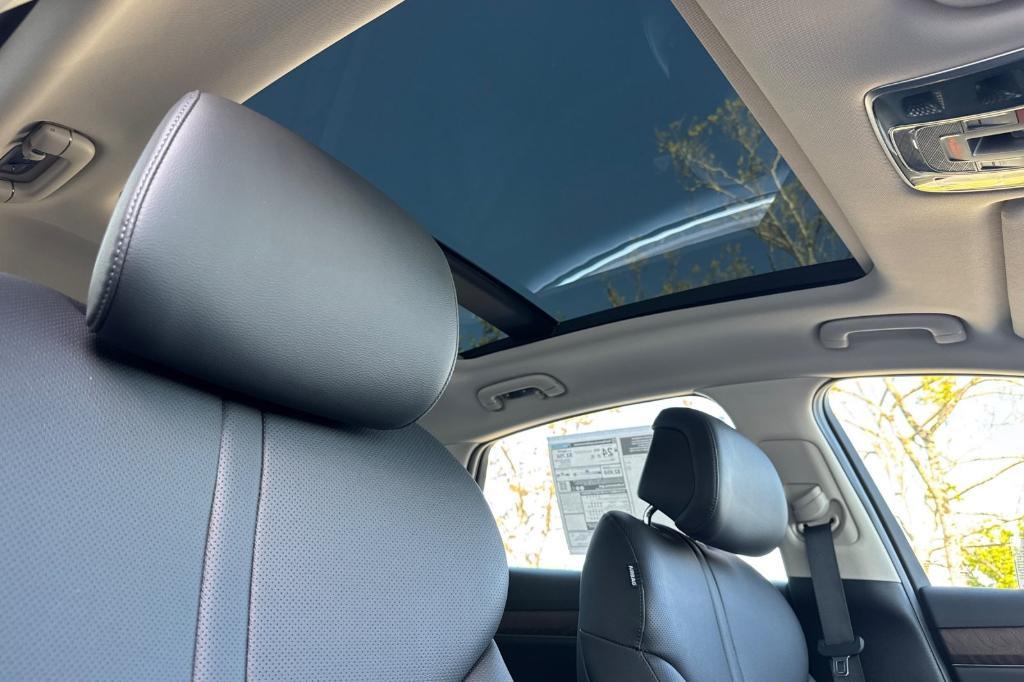 new 2025 Genesis G80 car, priced at $61,045