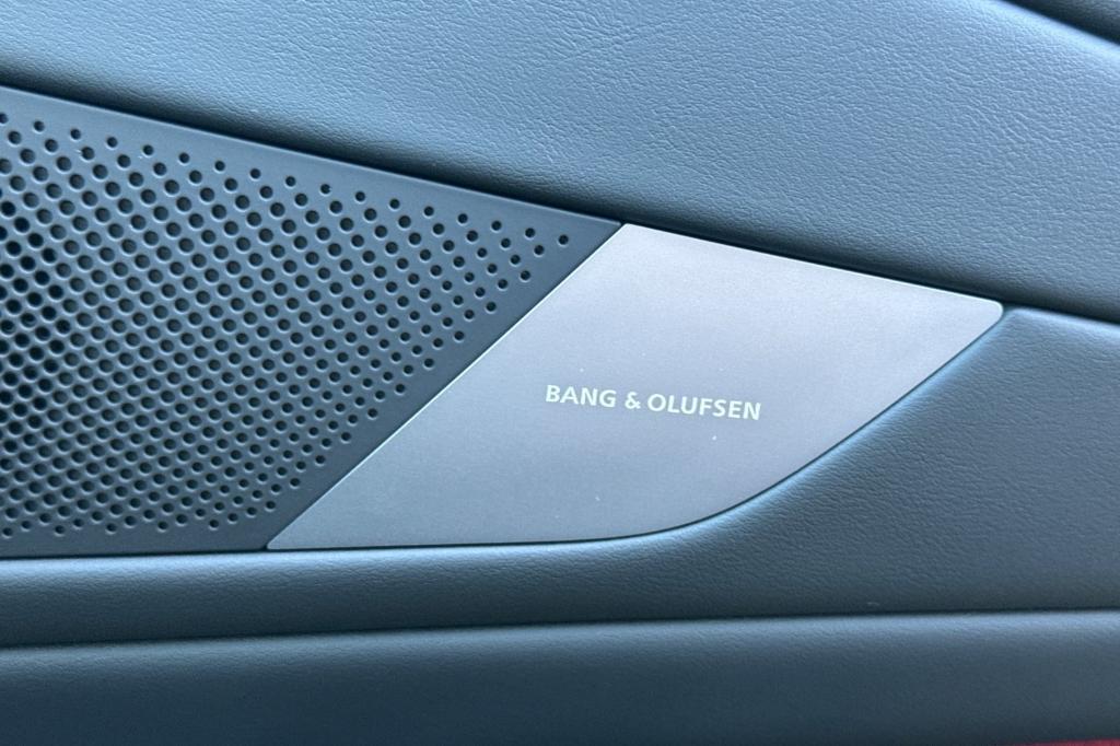 new 2025 Genesis G80 car, priced at $61,045