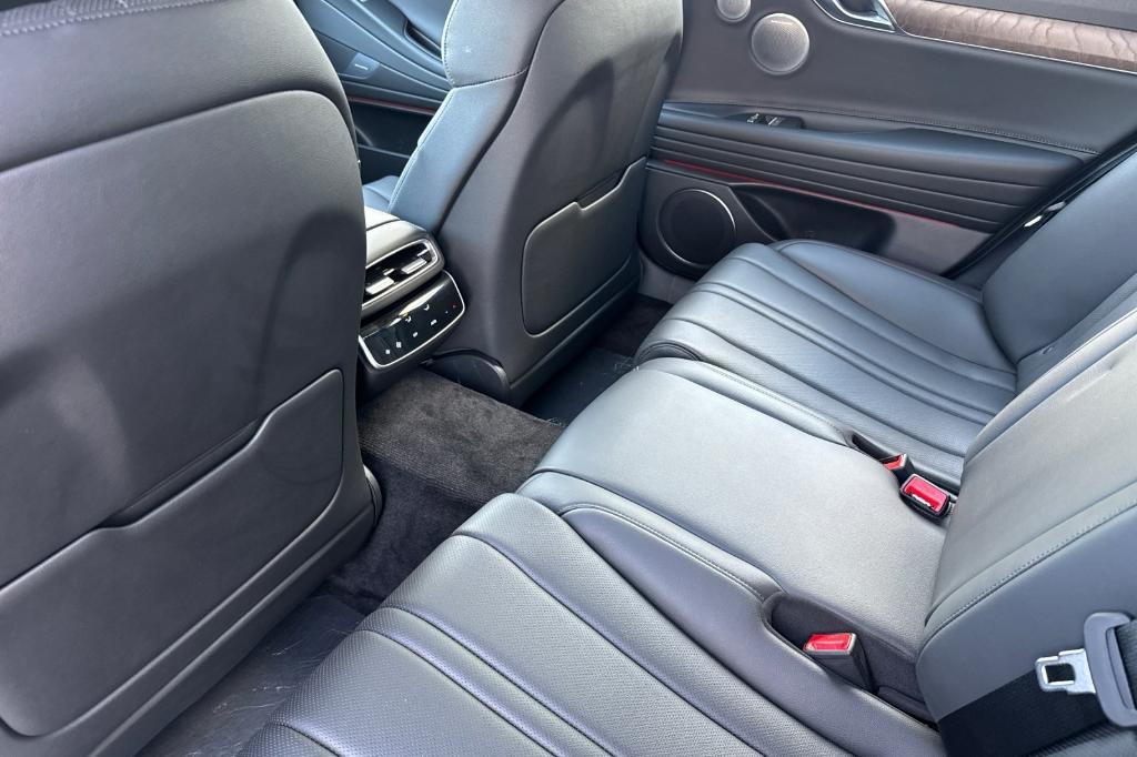 new 2025 Genesis G80 car, priced at $61,045