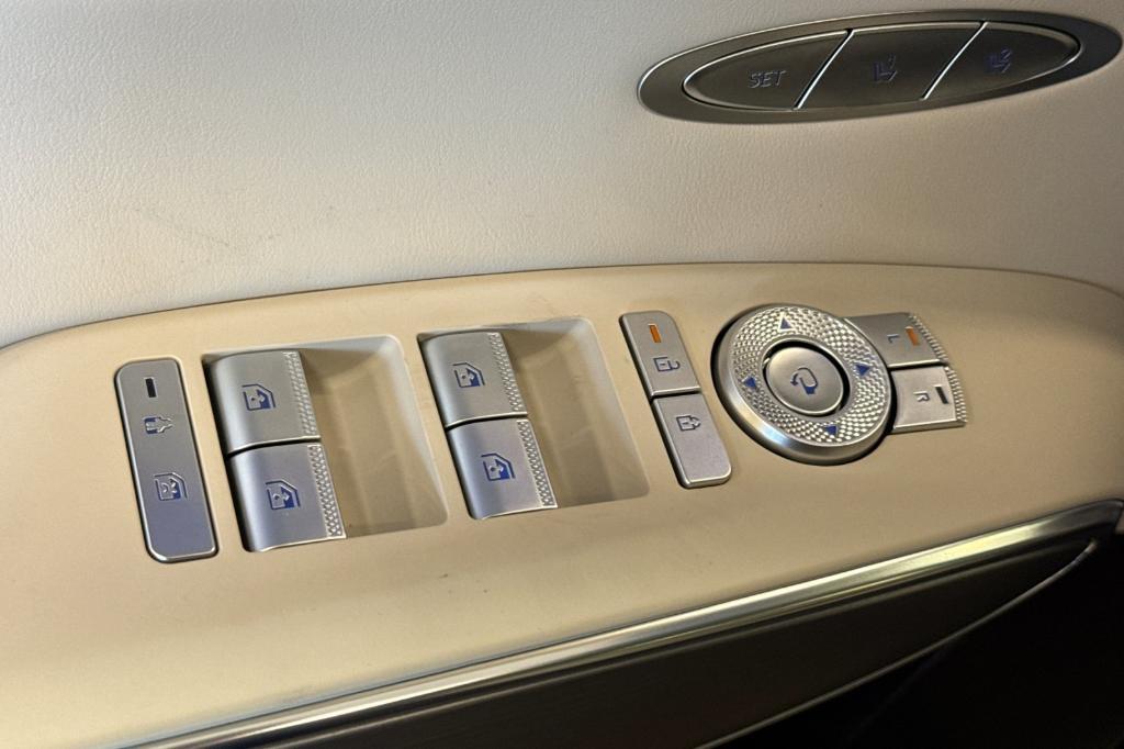 new 2026 Genesis GV70 car, priced at $53,275