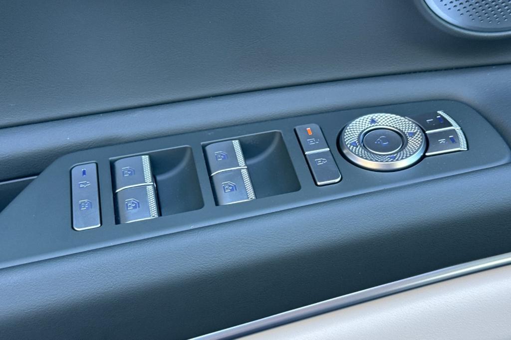 new 2026 Genesis GV80 car, priced at $70,745