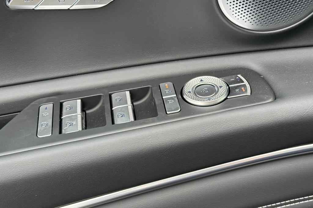 new 2025 Genesis GV80 car, priced at $80,110