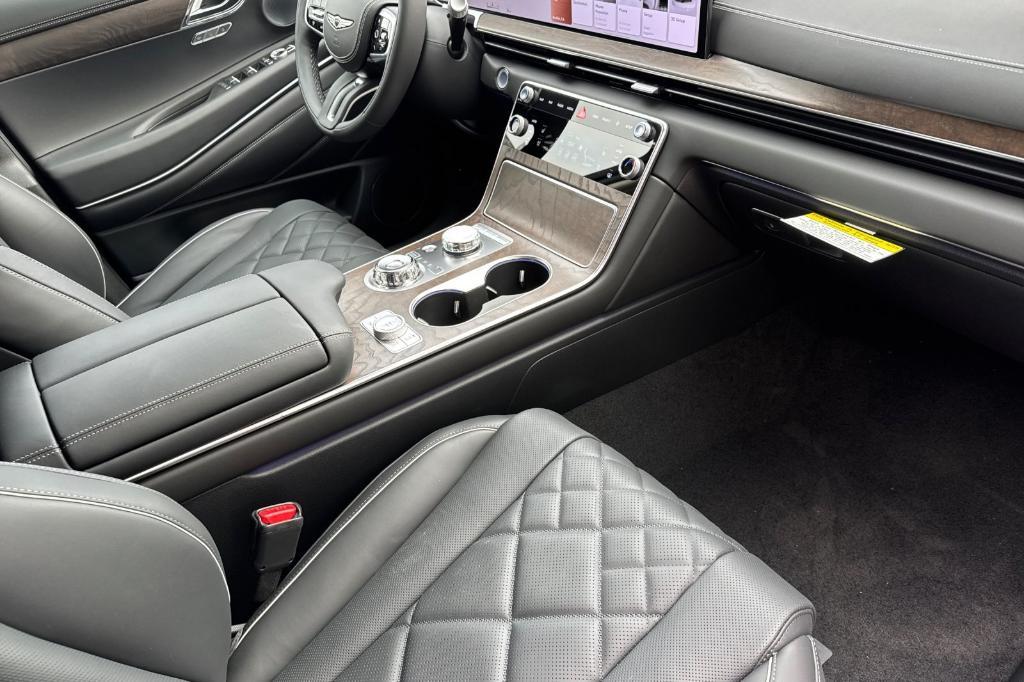new 2025 Genesis GV80 car, priced at $80,110