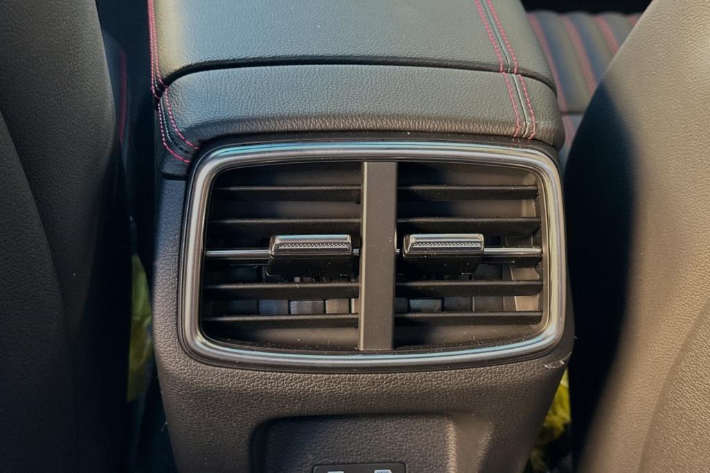 new 2025 Genesis G70 car, priced at $48,555