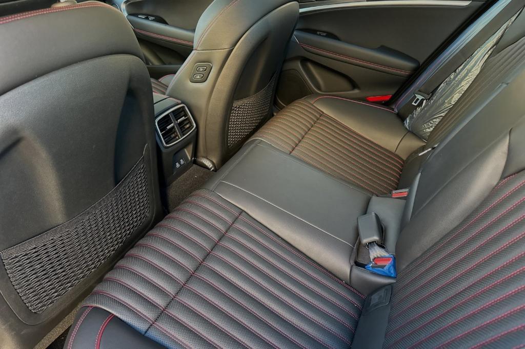 new 2025 Genesis G70 car, priced at $48,555