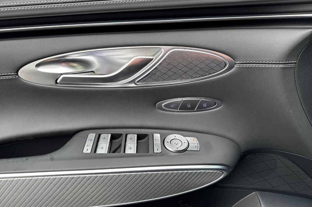 new 2025 Genesis GV70 car, priced at $52,940