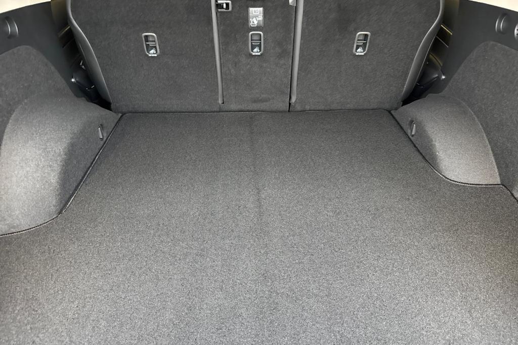 new 2025 Genesis GV80 car, priced at $64,785