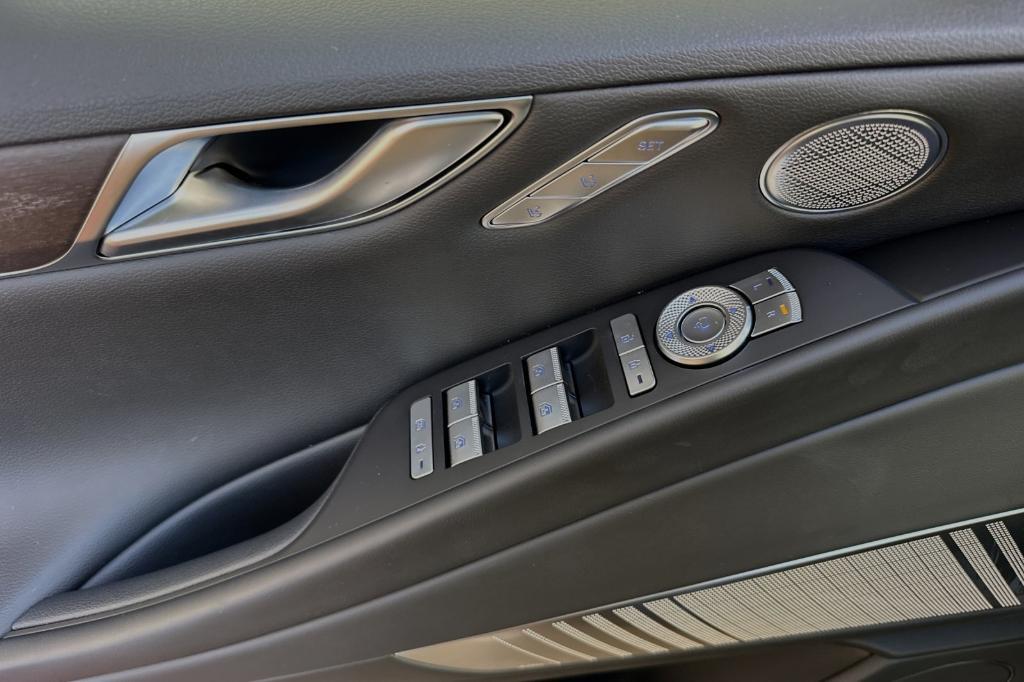 new 2024 Genesis Electrified G80 car, priced at $61,275