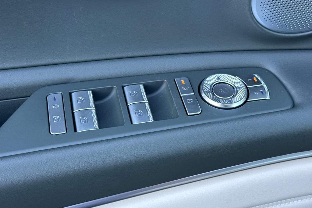 new 2026 Genesis GV80 car, priced at $85,740