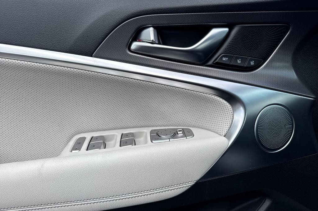 new 2026 Genesis G70 car, priced at $56,040