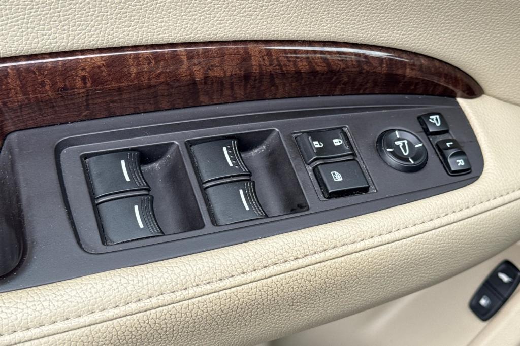 used 2018 Acura MDX car, priced at $16,991