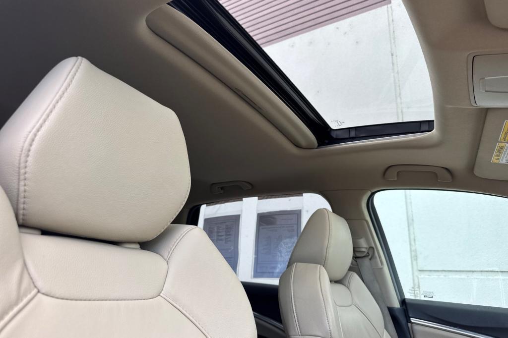 used 2018 Acura MDX car, priced at $16,991