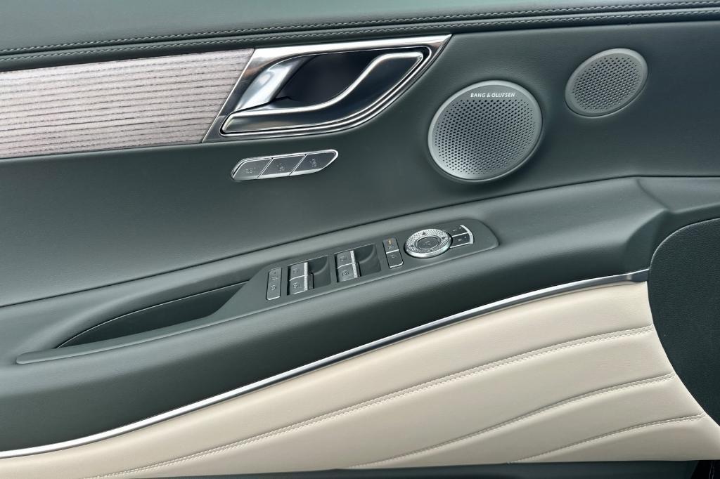 new 2026 Genesis GV80 car, priced at $75,955