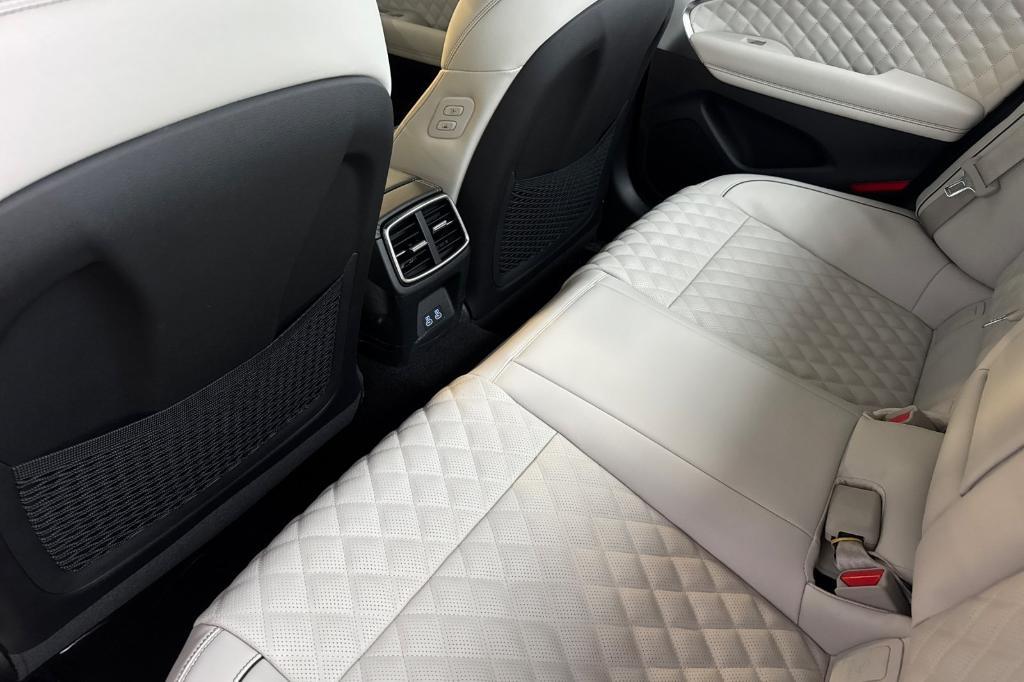 new 2025 Genesis G70 car, priced at $55,875