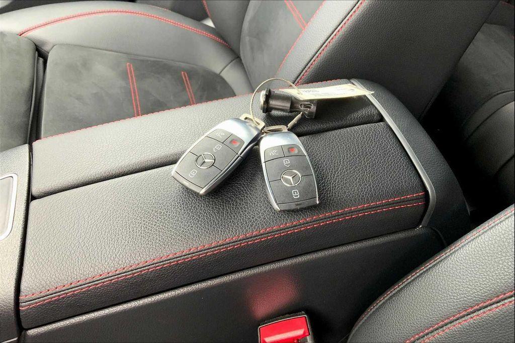 used 2024 Mercedes-Benz GLB 250 car, priced at $36,982