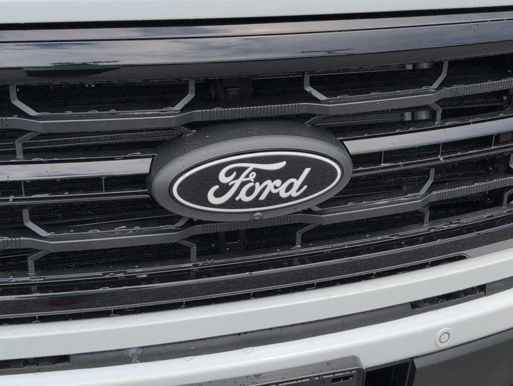 new 2025 Ford F-150 car, priced at $62,276