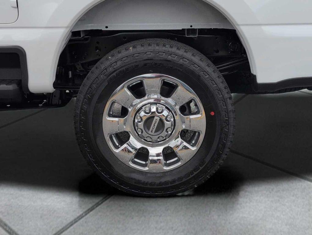 new 2025 Ford F-250 car, priced at $81,264