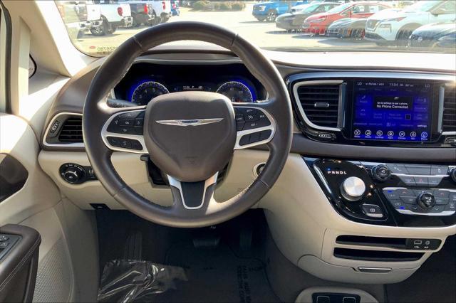 used 2017 Chrysler Pacifica car, priced at $15,531