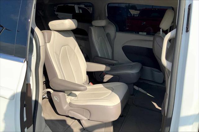 used 2017 Chrysler Pacifica car, priced at $15,531