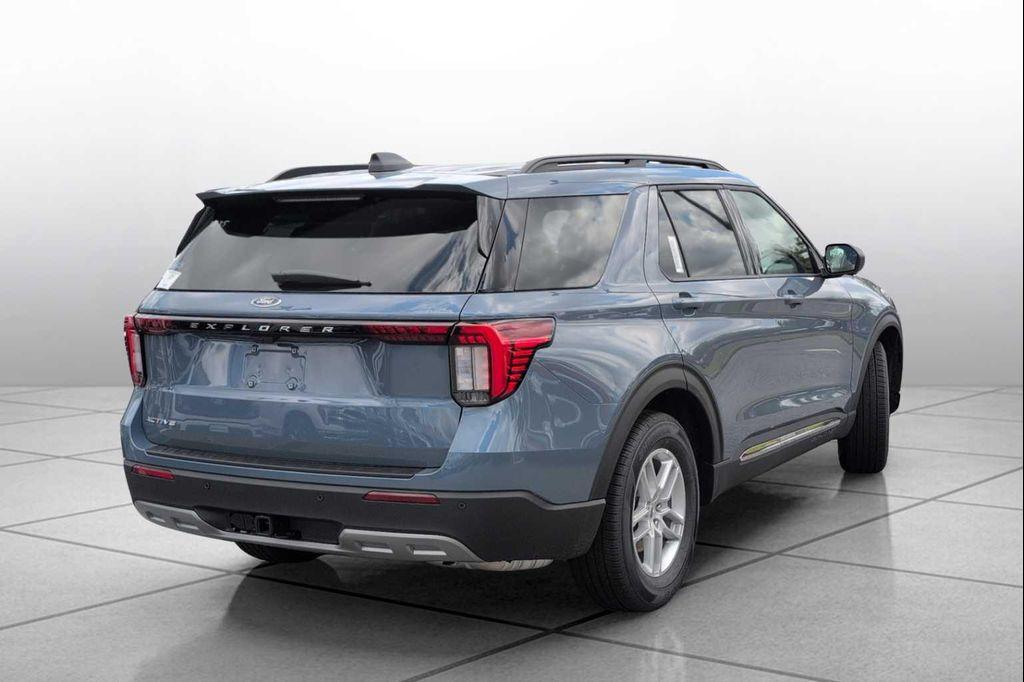new 2025 Ford Explorer car, priced at $43,060