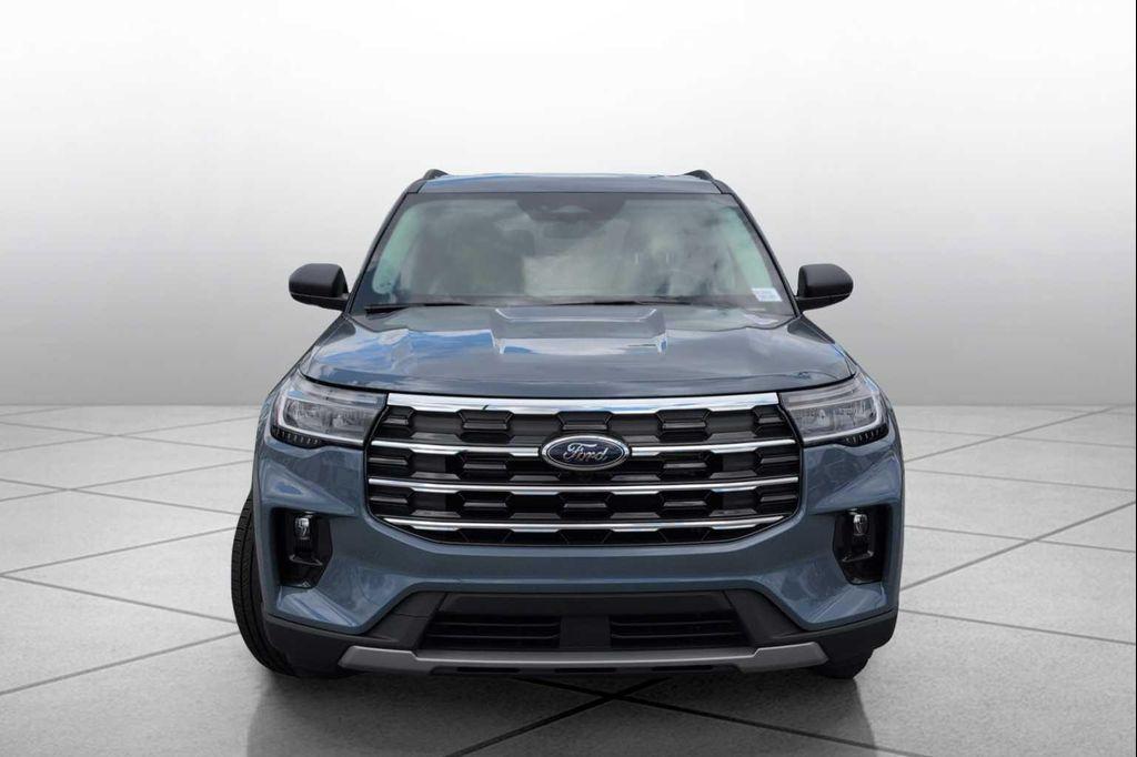 new 2025 Ford Explorer car, priced at $43,060