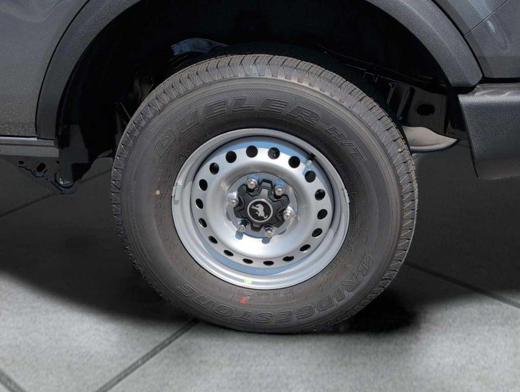 new 2025 Ford Bronco car, priced at $41,296