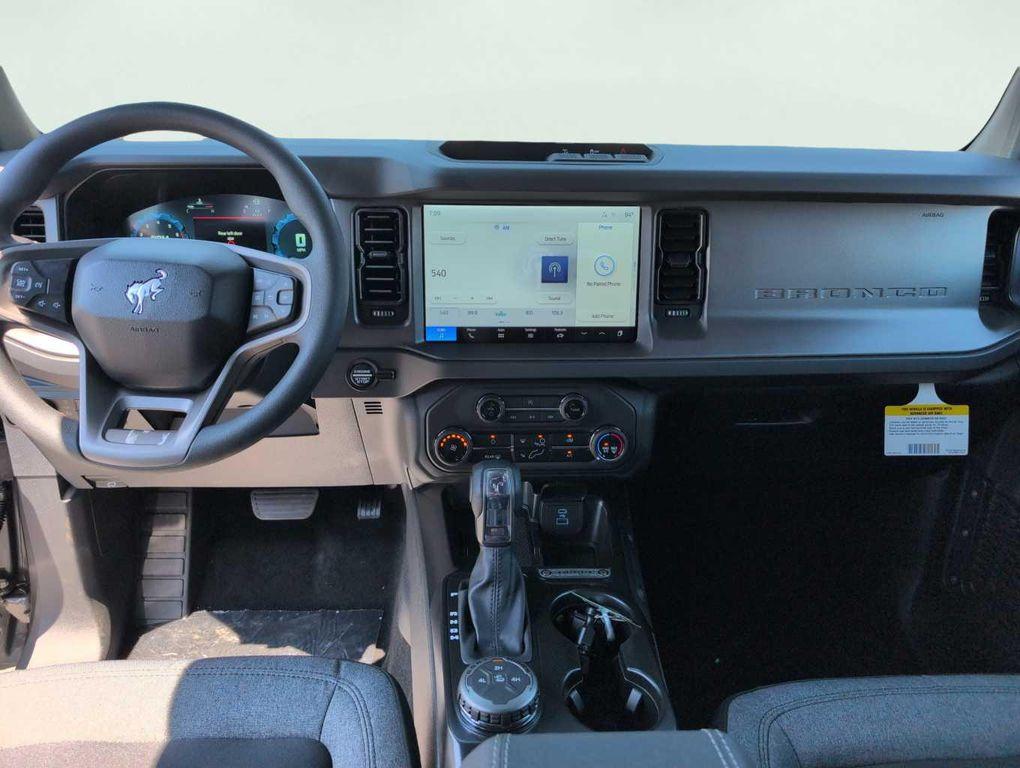 new 2025 Ford Bronco car, priced at $41,296