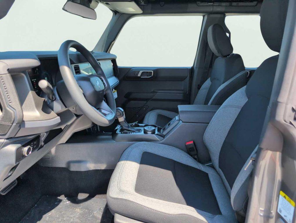 new 2025 Ford Bronco car, priced at $41,296