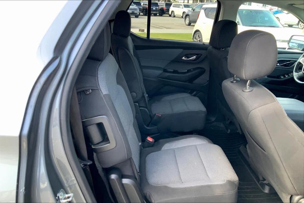 used 2020 Chevrolet Traverse car, priced at $22,933