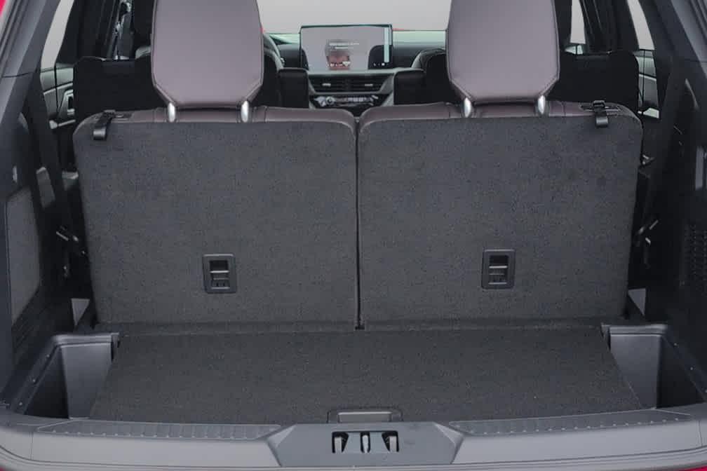 new 2025 Ford Explorer car, priced at $55,802