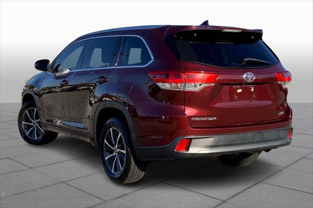 used 2018 Toyota Highlander car, priced at $18,487