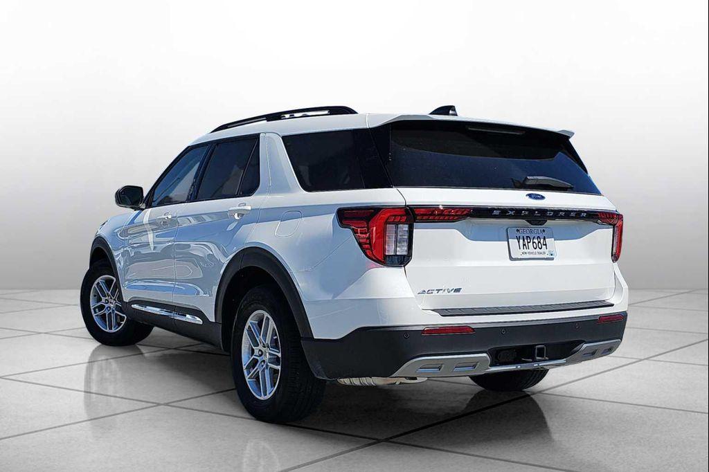new 2025 Ford Explorer car, priced at $43,466