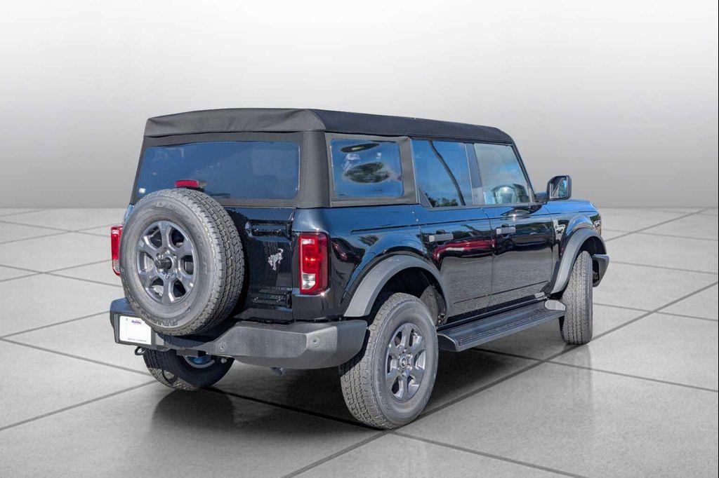 new 2025 Ford Bronco car, priced at $43,634