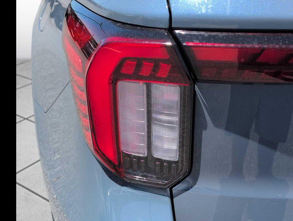 new 2025 Ford Explorer car, priced at $43,685